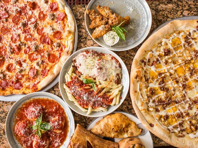 Halal pizza and donair delivery from Canadian Choice Pizza and Donairs in northeast Edmonton, AB